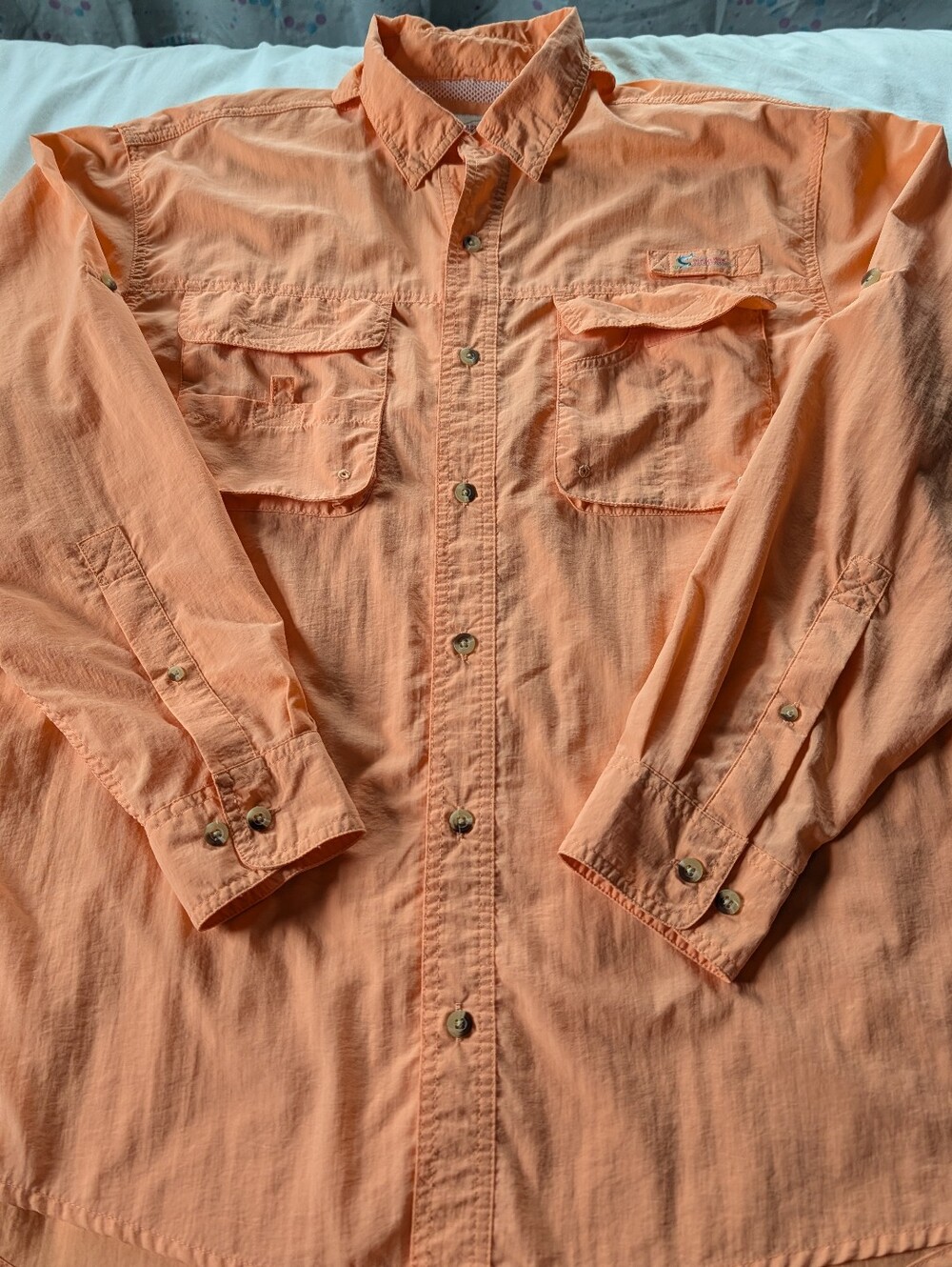 Worldwide Sportsman Men's Button Up Shirt. Size Large. Long Adj. Sleeves.